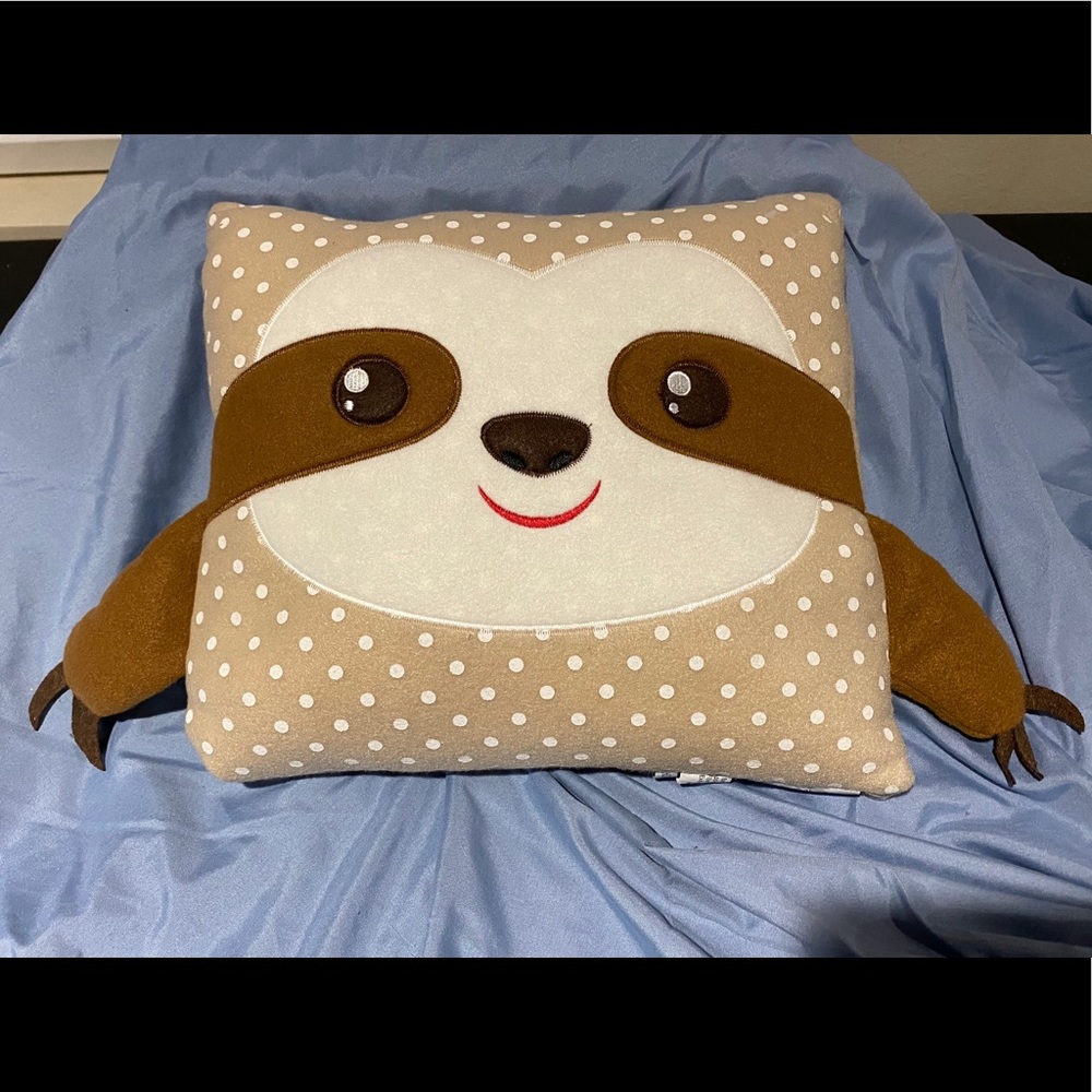 Sloth Pillow - Picture 2 of 4
